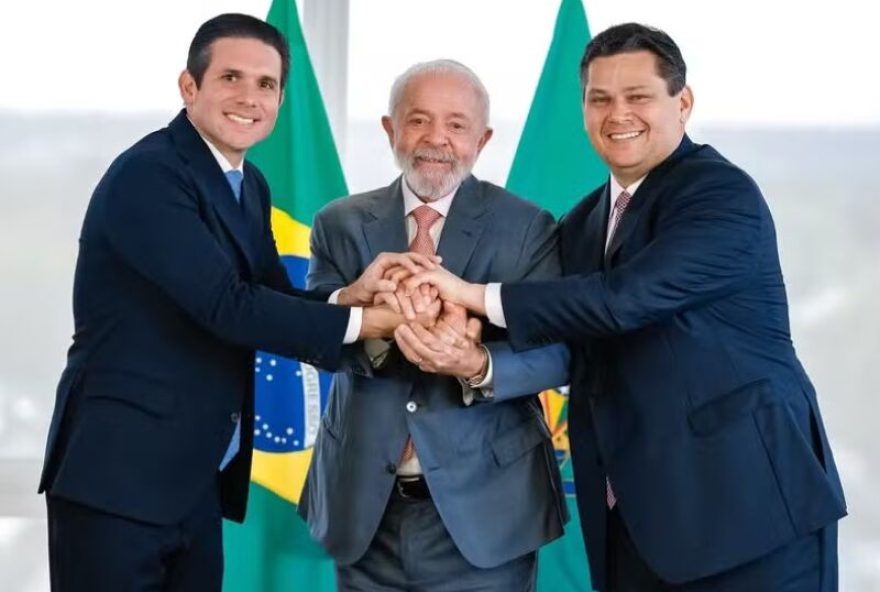 lula-ajusta-relacao-com-o-congresso-em-encontro-com-alcolumbre-e-motta lula-ajusta-relacao-com-o-congresso-em-encontro-com-alcolumbre-e-motta