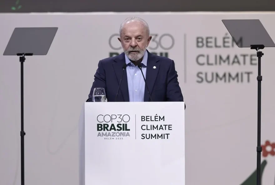 lula-alerta-na-cop30-sobre-a-fabricacao-de-mentiras-por-forcas-extremistas-para-destruir-o-meio-ambiente