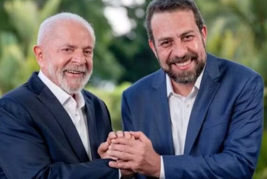 lula-anuncia-intencao-de-nomear-boulos-como-ministro-na-volta-ao-brasil