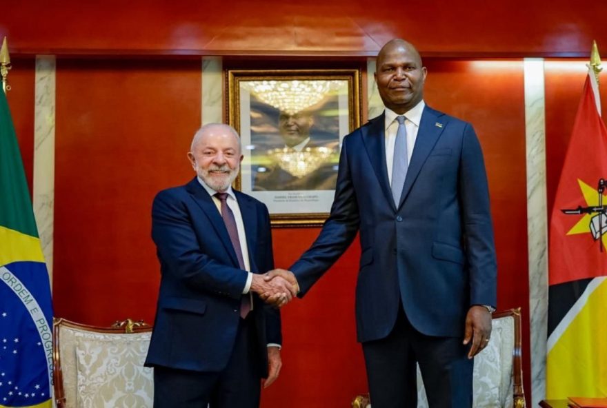 lula-assina-acordos-de-cooperacao-entre-brasil-e-mocambique