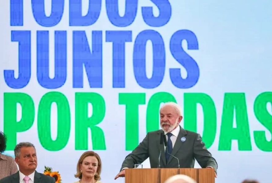 lula-assina-pacto-nacional-contra-o-feminicidio-e-defende-que-luta-deve-ser-sobretudo-dos-homens lula-assina-pacto-nacional-contra-o-feminicidio-e-defende-que-luta-deve-ser-sobretudo-dos-homens