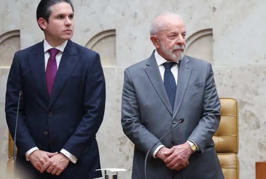 lula-avalia-possibilidade-de-vetar-projeto-que-permite-reducao-de-penas-de-bolsonaro2C-segundo-jornal lula-avalia-possibilidade-de-vetar-projeto-que-permite-reducao-de-penas-de-bolsonaro2C-segundo-jornal