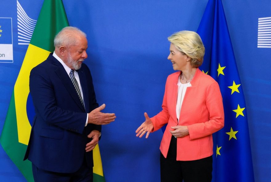 lula-busca-foto-da-vitoria-com-lideres-da-ue-antes-da-assinatura-do-acordo-mercosul-ue lula-busca-foto-da-vitoria-com-lideres-da-ue-antes-da-assinatura-do-acordo-mercosul-ue