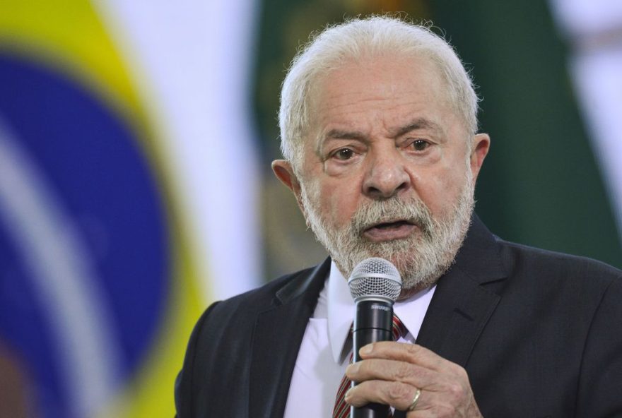 Em recuperação, Lula deve reduzir número de viagens pelo Brasil