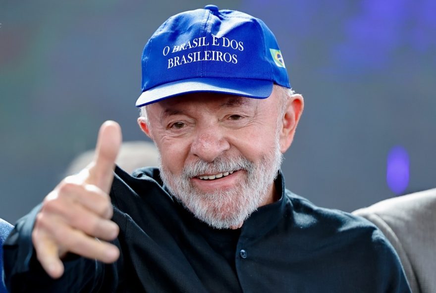 lula-confirma-sua-intencao-de-disputar-o-quarto-mandato-em-2026