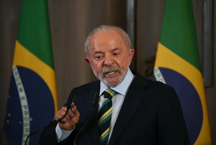 lula-convida-presidente-de-direita-da-bolivia-para-visitar-o-brasil