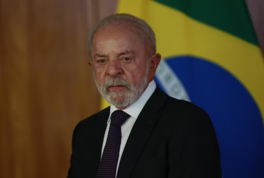 lula-convoca-velha-guarda-do-pt-e-cobra-reacao-rapida-contra-flavio-bolsonaro lula-convoca-velha-guarda-do-pt-e-cobra-reacao-rapida-contra-flavio-bolsonaro