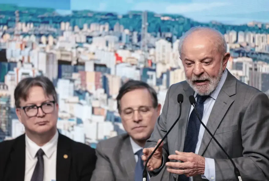 lula-critica-decisao-do-congresso-de-nao-taxar-mais-ricos2C-bets-e-fint