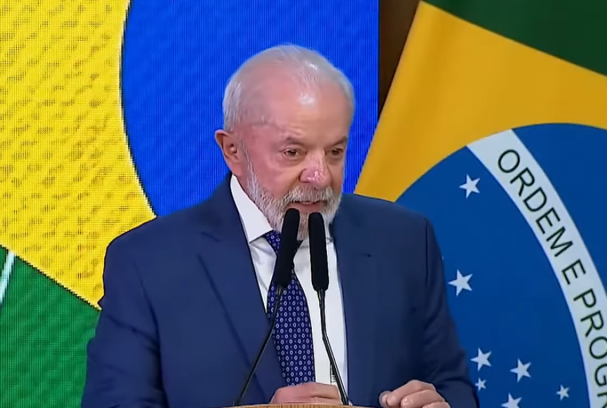 lula-critica-trump-e-anuncia-pacote-contra-tarifas-dos-eua