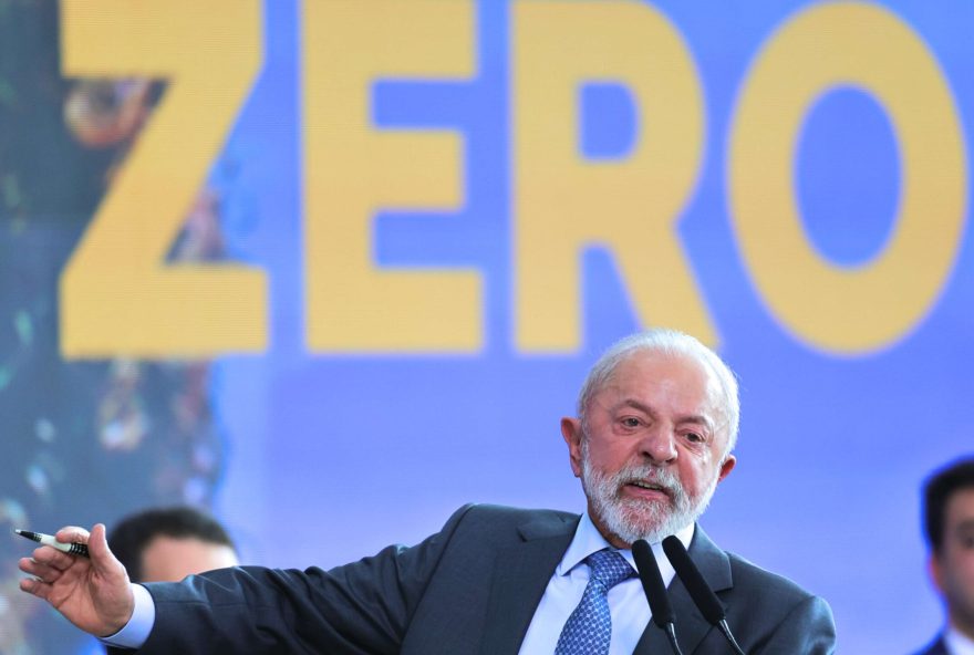 lula-defende-combater-privilegio-de-poucos-em-pronunciamento