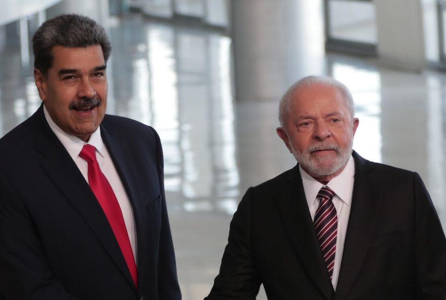 lula-dialoga-com-maduro-e-trump-em-meio-a-tensoes-na-america-latina