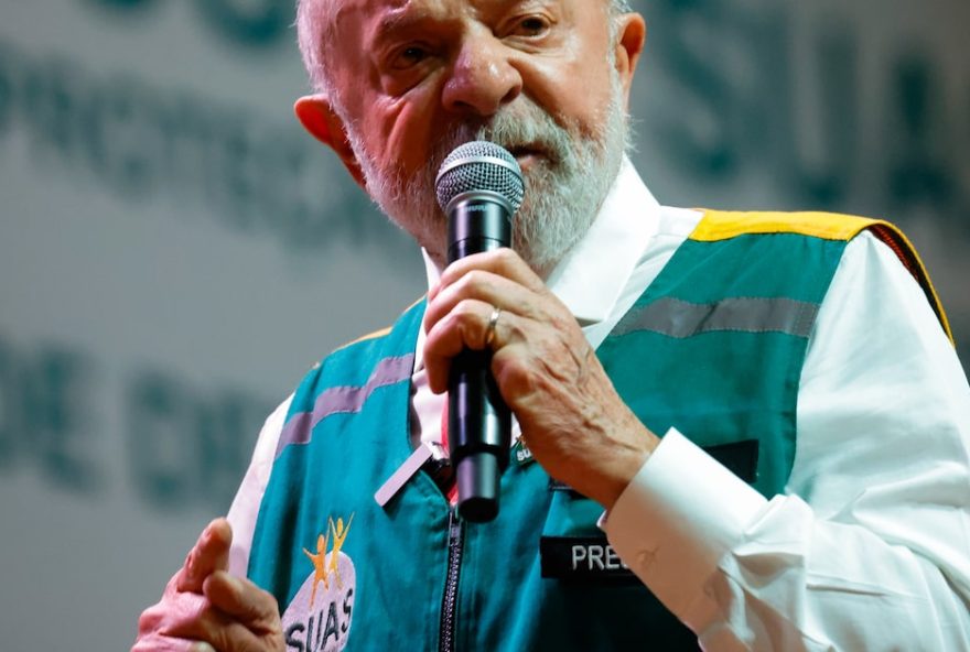 lula-e-alertado-sobre-chance-de-acordao-para-anistia-a-bolsonaro-e-pretende-vetar-reducao-de-pena lula-e-alertado-sobre-chance-de-acordao-para-anistia-a-bolsonaro-e-pretende-vetar-reducao-de-pena