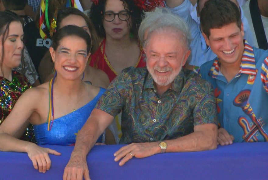 lula-e-janja-no-galo-da-madrugada3A-presidente-no-recife-para-carnaval lula-e-janja-no-galo-da-madrugada3A-presidente-no-recife-para-carnaval