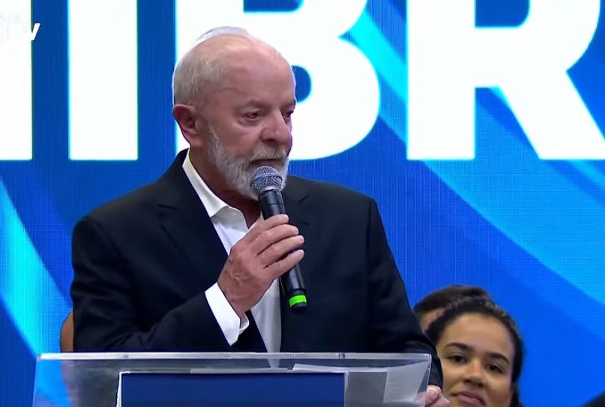 lula-menciona-trump-e-defende-postura-firme-em-evento-em-minas-gerais