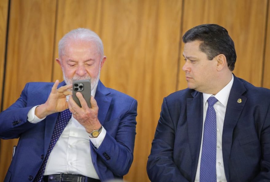 lula-nao-comunicou-escolha-por-messias-a-alcolumbre lula-nao-comunicou-escolha-por-messias-a-alcolumbre