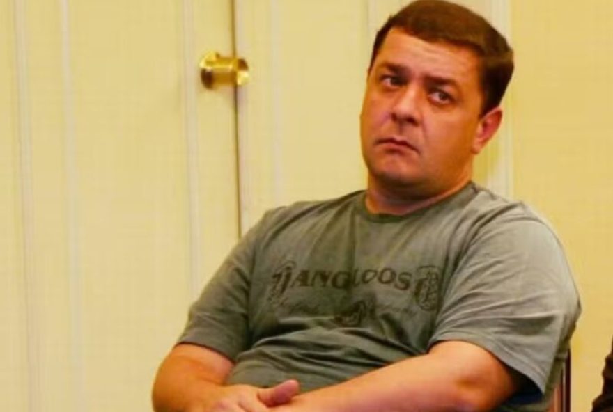 lula-orienta-filho-lulinha-a-prestar-esclarecimentos-sobre-envolvimento-com-careca-do-inss lula-orienta-filho-lulinha-a-prestar-esclarecimentos-sobre-envolvimento-com-careca-do-inss