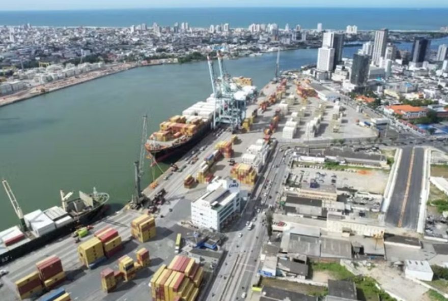 lula-participa-de-cerimonia-de-retomada-do-porto-de-itajai-em-santa-catarina