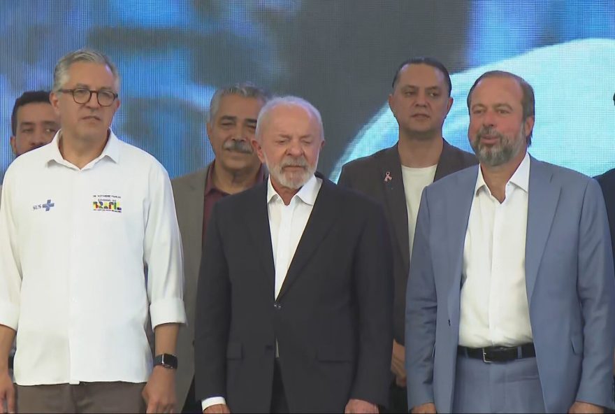 lula-participa-de-evento-e-anuncia-investimentos-para-a-saude-em-mg lula-participa-de-evento-e-anuncia-investimentos-para-a-saude-em-mg
