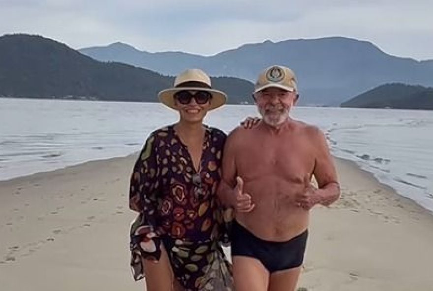 lula-pede-uniao-entre-esquerda-e-direita-em-video-na-praia lula-pede-uniao-entre-esquerda-e-direita-em-video-na-praia