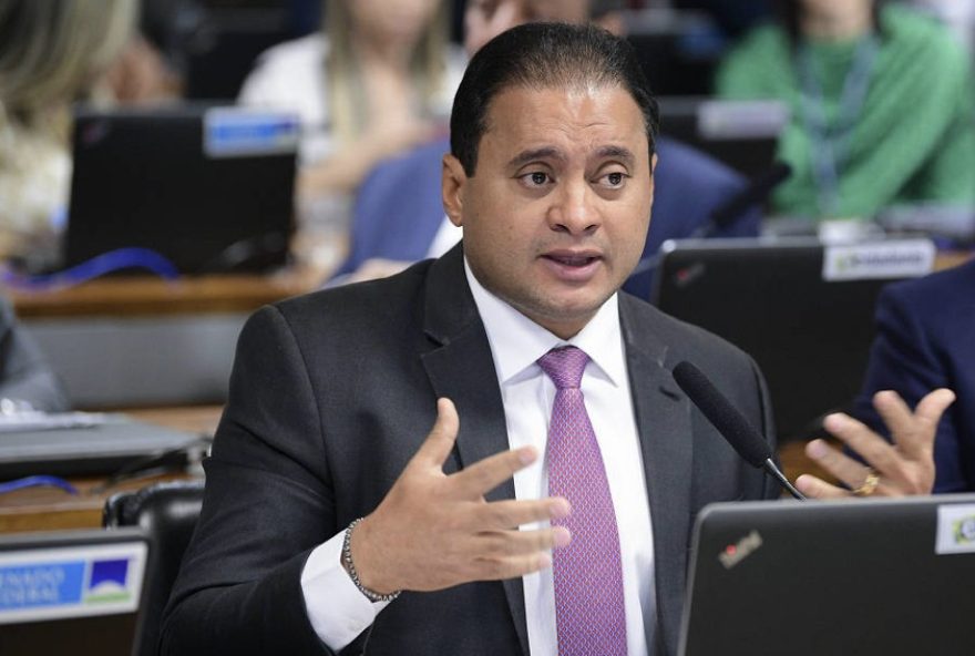 lula-planeja-se-reunir-com-alcolumbre-ao-voltar-de-viagem2C-afirma-relator-da-indicacao-de-messias-ao-stf