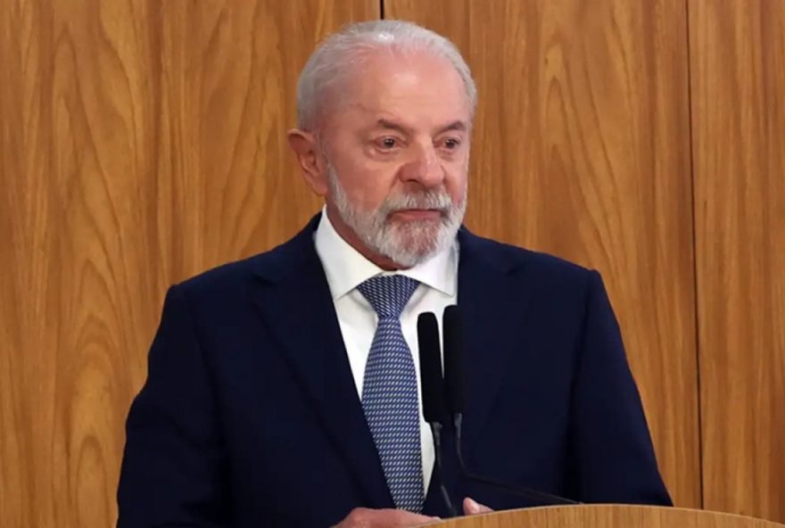 lula-recebe-alerta-de-acordao-para-anistia-e-pretende-vetar-reducao-de-pena lula-recebe-alerta-de-acordao-para-anistia-e-pretende-vetar-reducao-de-pena