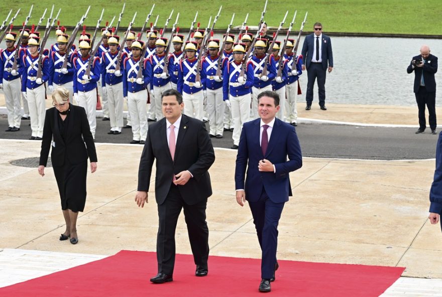 lula-reune-lideres-da-camara-em-jantar-para-discutir-pauta-legislativa-e-reeleicao lula-reune-lideres-da-camara-em-jantar-para-discutir-pauta-legislativa-e-reeleicao