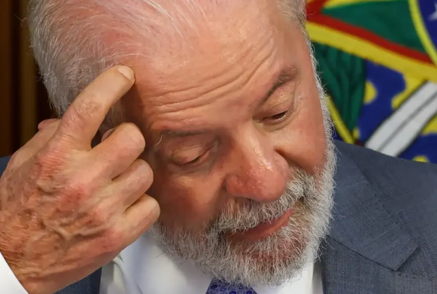 lula-telefona-para-fazer-reclamacao-a-hugo-motta-sobre-relator-da-lei-antifaccao