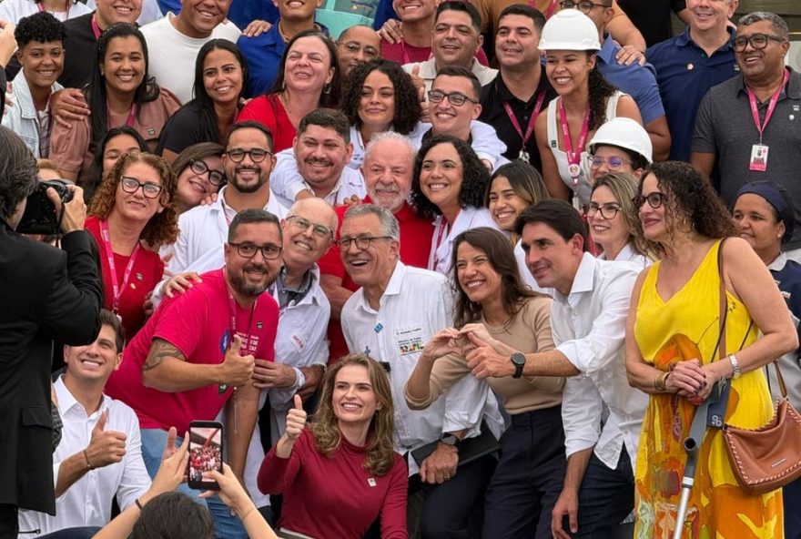 lula-visita-fabrica-de-medicamentos-no-complexo-de-suape2C-pernambuco3A-investimento-na-saude-publica-e-geracao-de-empregos lula-visita-fabrica-de-medicamentos-no-complexo-de-suape2C-pernambuco3A-investimento-na-saude-publica-e-geracao-de-empregos