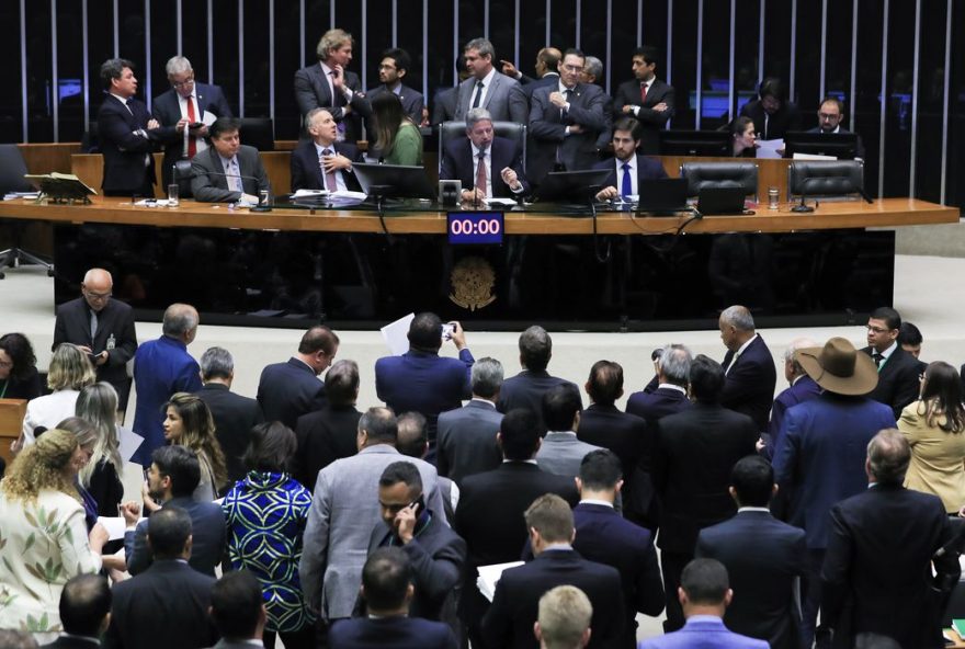 A tramitação da matéria na Câmara começou ontem, 05
(Foto: Reprodução/ Agência Brasil)