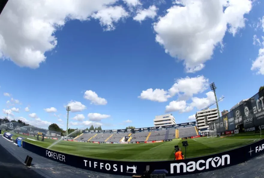 lusitania-de-lourosa-recebe-vizela-em-vila-nova-de-famalicao