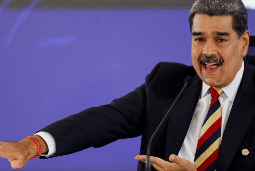 maduro-enfrenta-ultimato-de-trump-para-deixar-o-poder2C-segundo-fontes