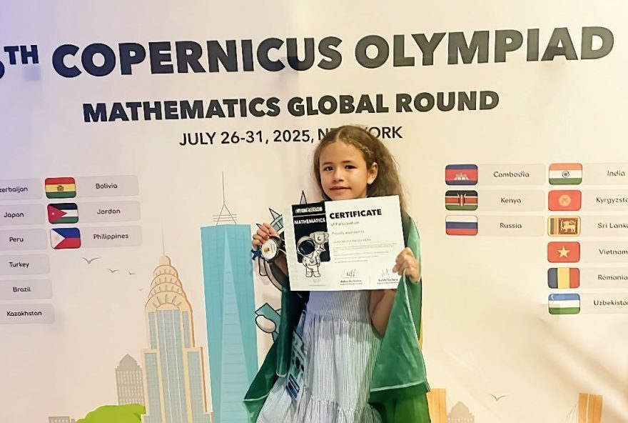 mae-de-menina-prodigio-em-matematica-de-vila-velha-es-se-orgulha3A-via-numeros-como-brincadeira