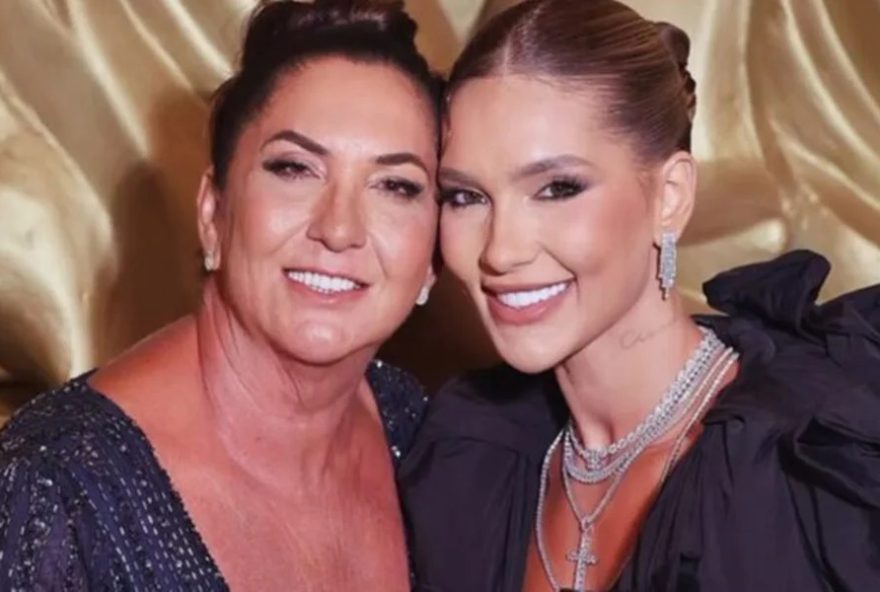 mae-de-virginia-fonseca-sofre-acidente-de-carro-em-goiania