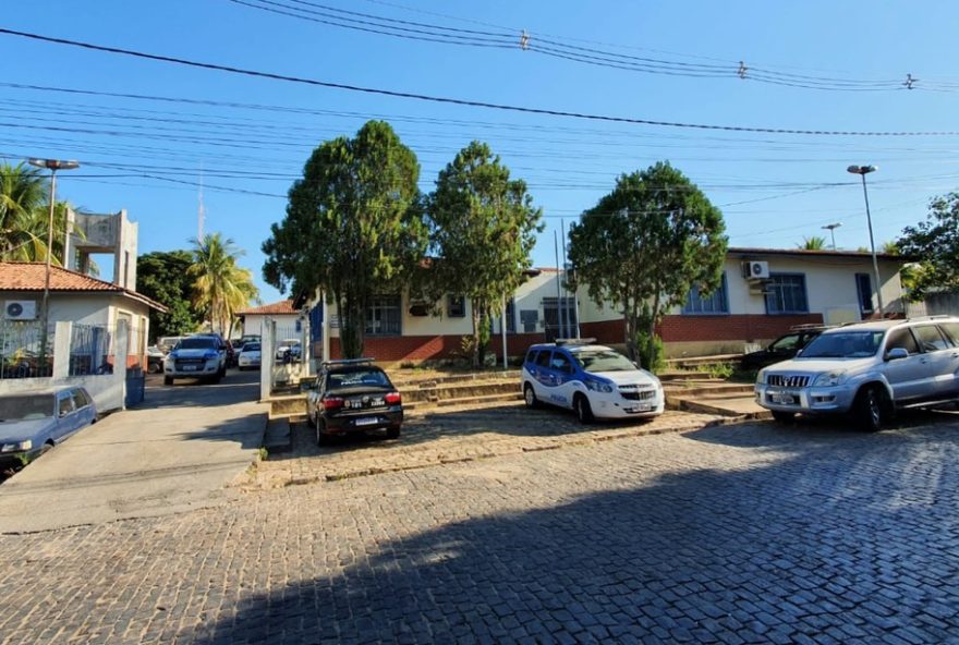 mae-e-detida-por-suspeita-de-agredir-filho-autista-em-escola-de-brumado2C-na-bahia