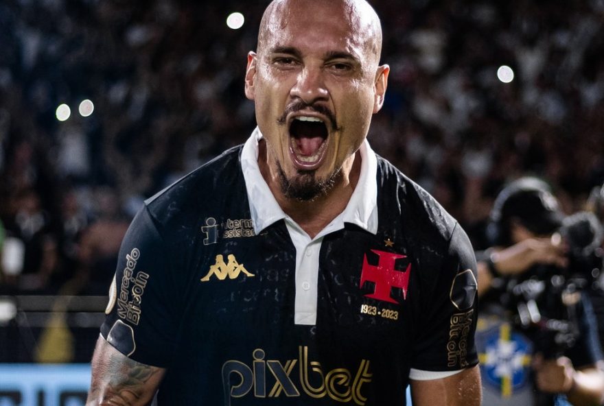 maicon-se-despede-do-vasco-e-acerta-com-o-coritiba3A-emocionante-texto-de-gratidao-e-legado-no-clube