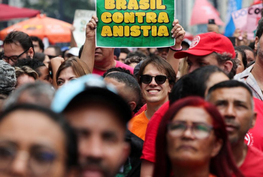 People protest against a bill that proposes reducing the sentences for January 8, 2023, riot convictions, including Brazil’s former President Jair Bolsonaro, in Sao Paulo People protest against a bill that proposes reducing the sentences for January 8, 2023, riot convictions, including Brazil's former President Jair Bolsonaro, in Sao Paulo, Brazil, December 14, 2025. REUTERS/Jorge Silva