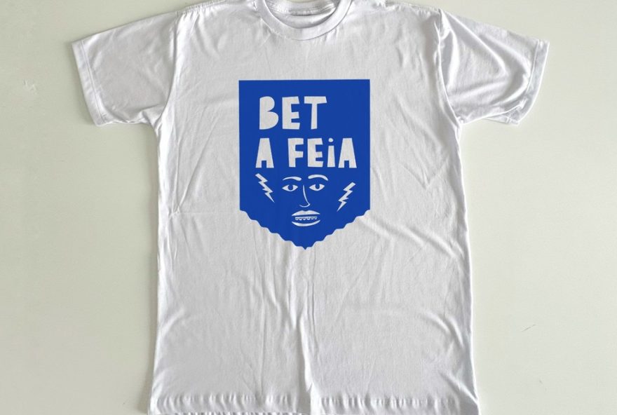 manifesto-bet2C-a-feia3A-artista-ameacada-por-satira-a-site-de-apostas-no-carnaval-de-olinda2C-com-criticas-a-poluicao-visual