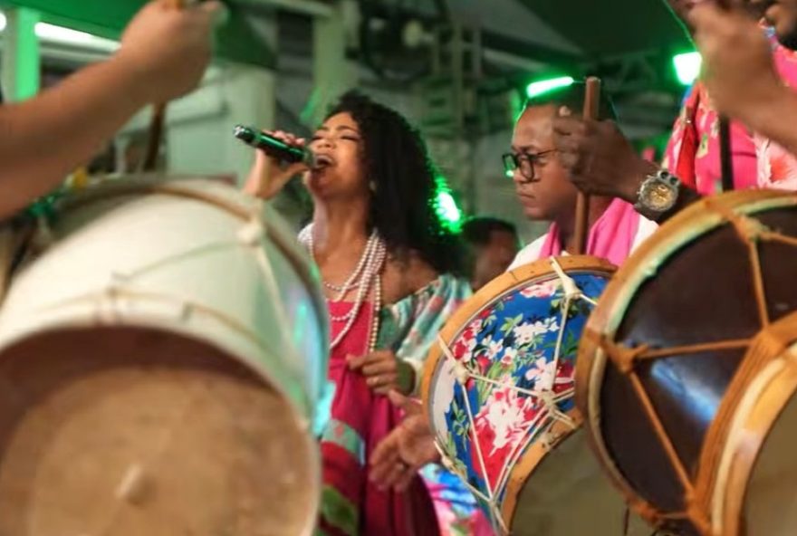 manifesto-documental-da-mangueira-revela-enredo-emocionante-para-o-carnaval-2026 manifesto-documental-da-mangueira-revela-enredo-emocionante-para-o-carnaval-2026