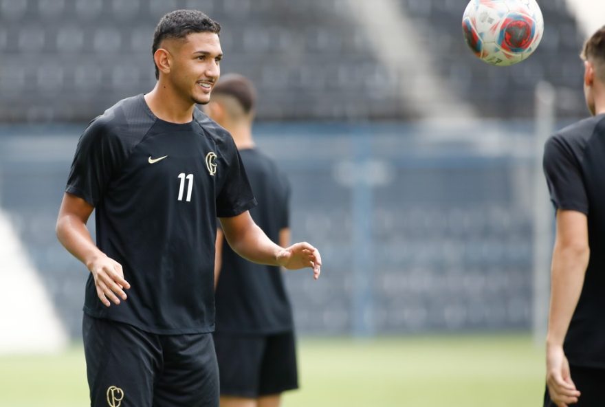 mansur-fala-sobre-chegada-de-lingard-e-analise-de-preparacao-do-corinthians mansur-fala-sobre-chegada-de-lingard-e-analise-de-preparacao-do-corinthians