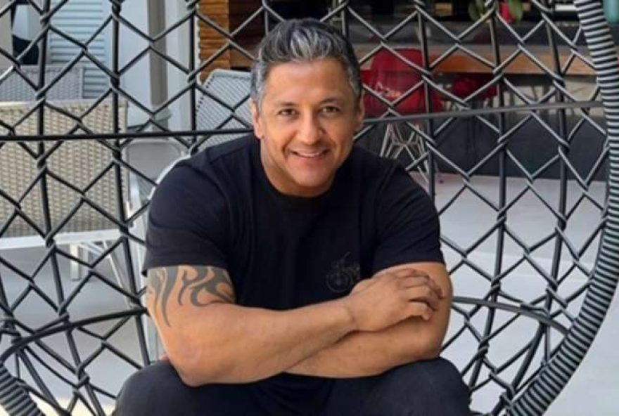 maquiador-edu-sacchiero3A-da-fama-a-cracolandia2C-a-importancia-do-apoio-emocional maquiador-edu-sacchiero3A-da-fama-a-cracolandia2C-a-importancia-do-apoio-emocional