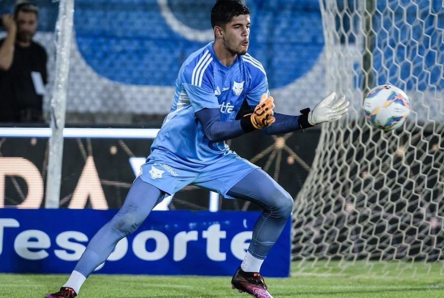 marcelo-eraclito3A-goleiro-heroi-do-sub-20-do-cruzeiro-que-brilha-com-defesas-de-penaltis