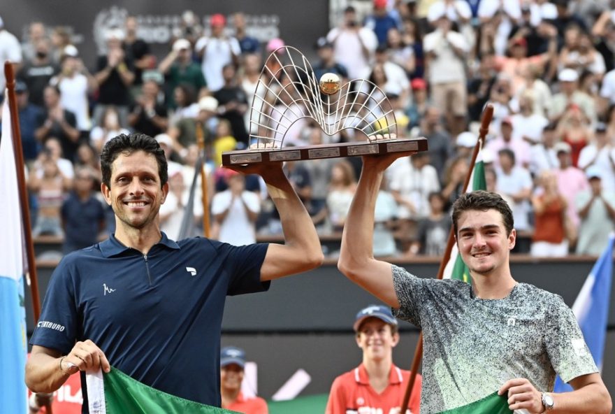 marcelo-melo-elogia-sucesso-de-joao-fonseca-no-rio-open3A-parceria-e-talento-em-destaque marcelo-melo-elogia-sucesso-de-joao-fonseca-no-rio-open3A-parceria-e-talento-em-destaque