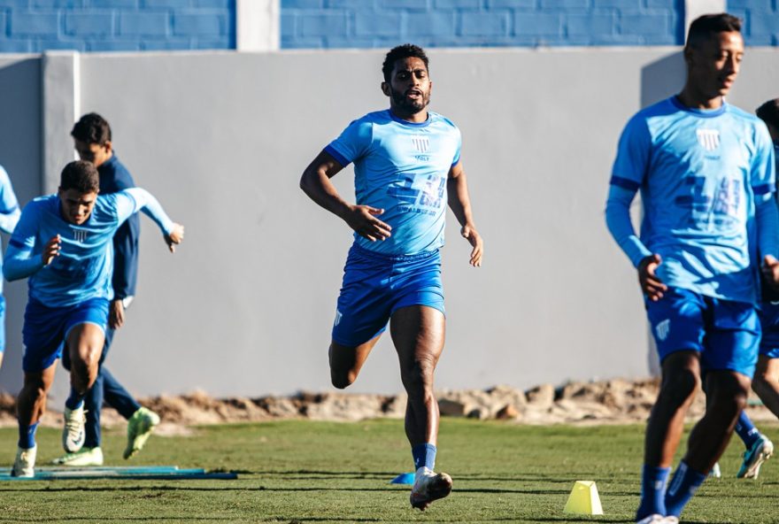 marcos-vinicius-pronto-para-retornar-ao-time-titular-do-avai-contra-o-criciuma3A-expectativa-de-vitoria-na-serie-b