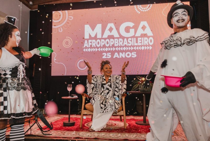 margareth-menezes-retorna-ao-bloco-os-mascarados-no-carnaval-de-salvador3A-saiba-mais