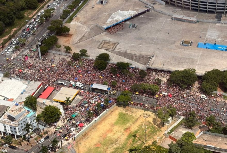 marina-sena-leva-multidao-ao-delirio-no-bloco-marinada-em-bh marina-sena-leva-multidao-ao-delirio-no-bloco-marinada-em-bh