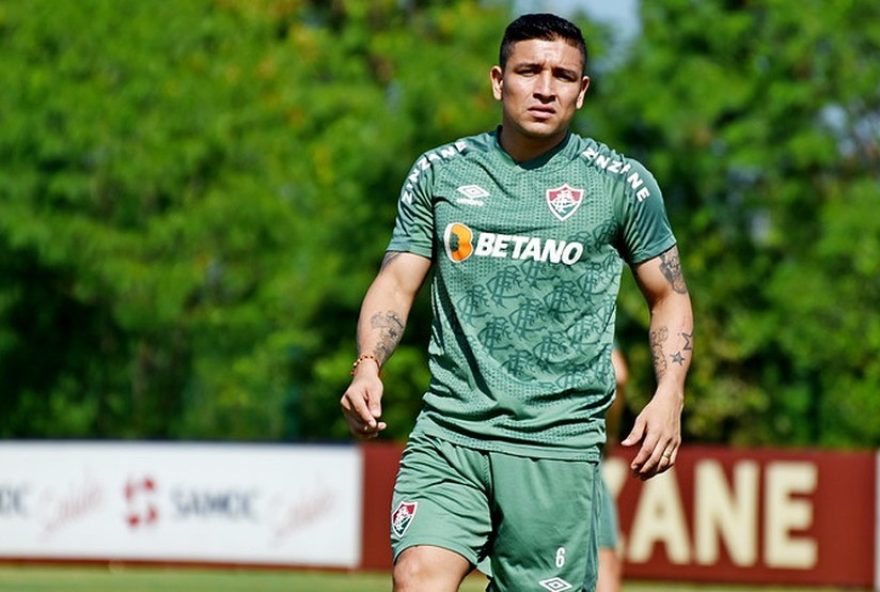 mario-pineida2C-ex-fluminense2C-e-brutalmente-assassinado-em-guayaquil3A-uma-tragedia-que-choca-o-mundo-do-futebol mario-pineida2C-ex-fluminense2C-e-brutalmente-assassinado-em-guayaquil3A-uma-tragedia-que-choca-o-mundo-do-futebol