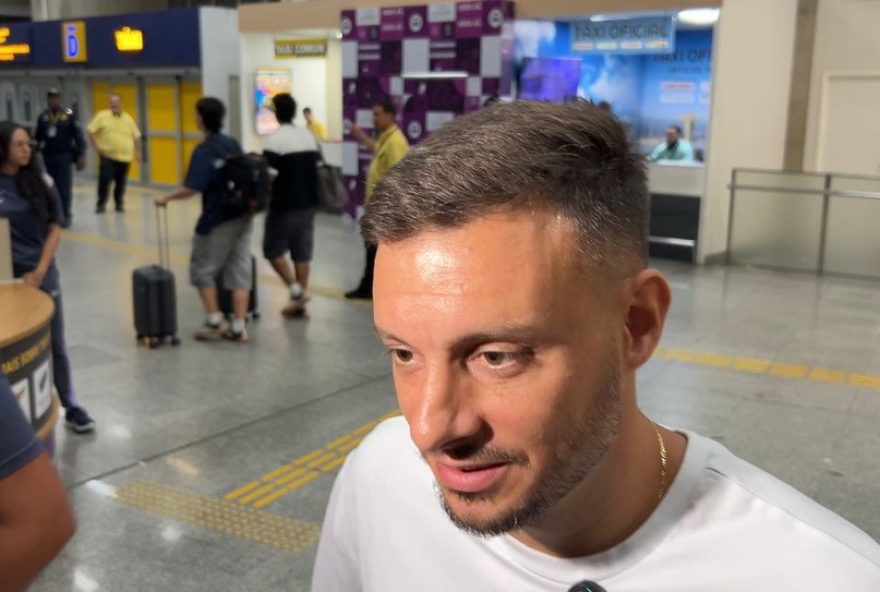 martin-anselmi-chega-ao-botafogo-e-promete-equipe-ofensiva3A-22nossa-equipe-vai-atacar22 martin-anselmi-chega-ao-botafogo-e-promete-equipe-ofensiva3A-22nossa-equipe-vai-atacar22