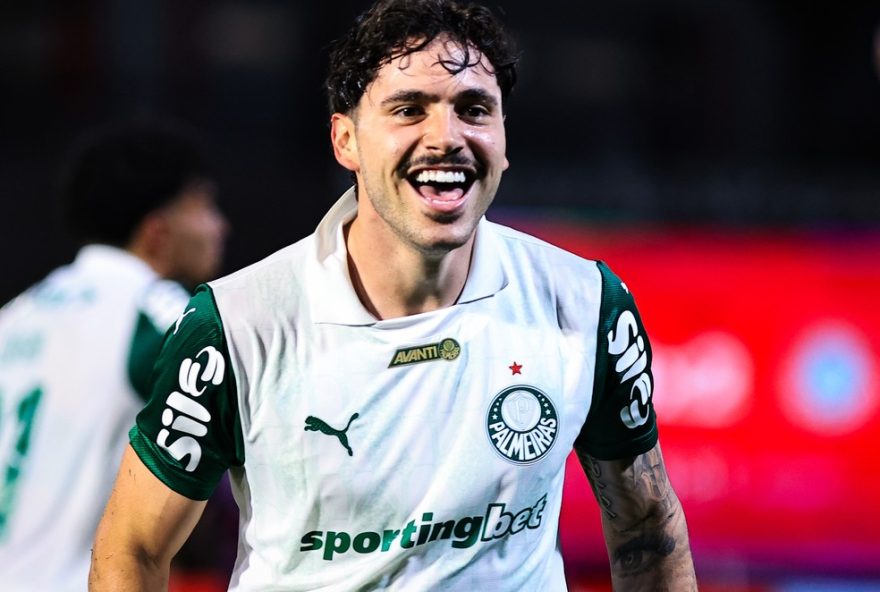 mauricio-ressurge-no-palmeiras-e-mira-melhor-ano3A-trajetoria2C-superacao-e-destaque-no-brasileirao-2025
