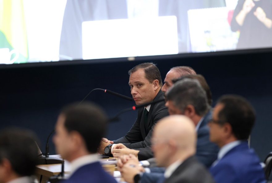 mauro-cid-e-braga-netto-confrontam-se-no-stf3A-perguntas-e-respostas-no-processo-de-golpe-de-estado-o-que-esperar