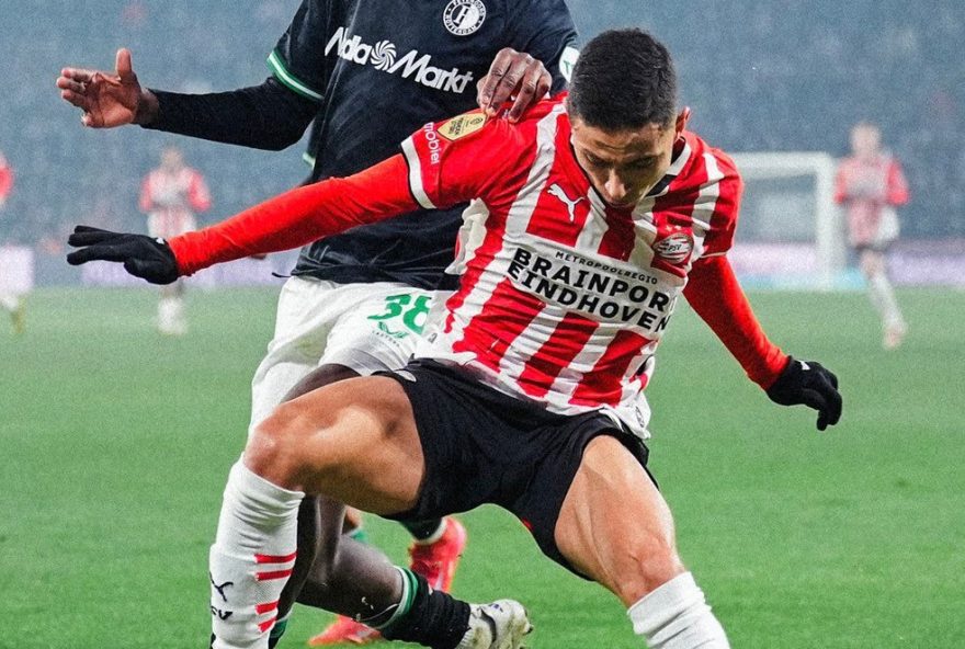 mauro-junior3A-o-segundo-brasileiro-com-mais-jogos-pelo-psv2C-atras-apenas-de-gomes